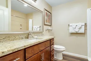 The Oasis Resort - Bathroom