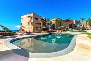 Beach Front Luxury 2 BR - Exclusive Cabo Corridor - Piscina