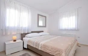 Acomodação de 3 quartos em Bibinje - Quarto