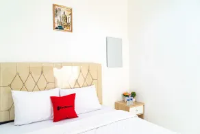 RedDoorz near Tarumanagara University - Chambre