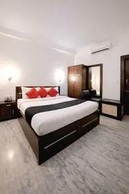 Goyal Hotelirs - Hotel Tara Palace near Tajmahal east gate, Agra - Chambre