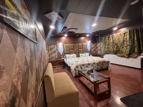 Pine View Resort - Room