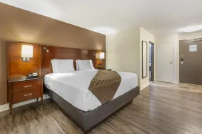 SureStay Hotel by Best Western Kemptville - Room