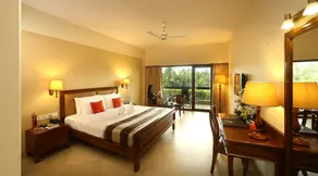 Uday Suites - The Airport Hotel - Room