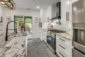 Modern-style Home w/ Patio, Near Greers Ferry Lake - Innenbereich