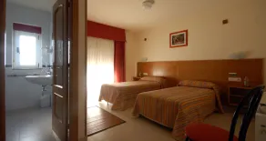 Hotel Valdoviño Air Con - Rum