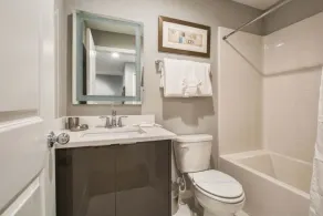 1203lr Beautiful Townhome Close TO Disney - Salle de bain