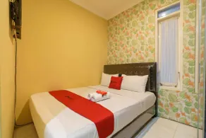 RedDoorz Syariah Near Jam Gadang Bukit tinggi 2 - Chambre