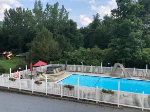 Lyn Aire Motel - Lake George - Basseng