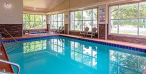 Seasons Inn Traverse City - Piscine