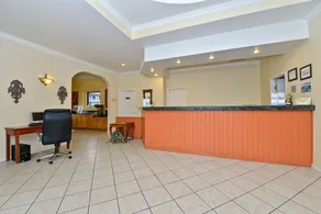 Americas Best Value Inn Hillsboro - Lobby