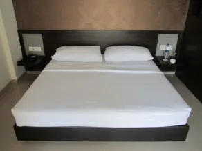 Pallavi áVIDA - Room