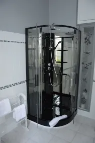 Logis Des Bessons - Salle de bain