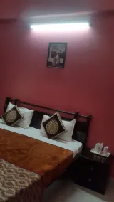 Hotel B&B INN - Habitación