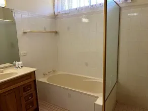 Bridge Motel Wellington - Bathroom