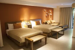 Hotel Puerta Del Sol Guadalajara - Chambre