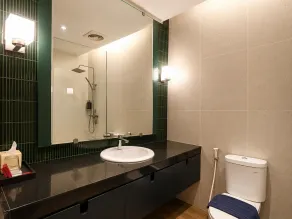 Summerday Hotel - Baño