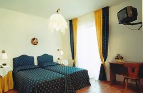 Bike-Hotel Abete - Room