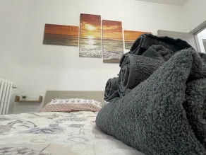 Apartment With Private Parking - Værelse
