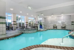 Holiday Inn & Suites College Station-Aggieland by IHG - Piscine