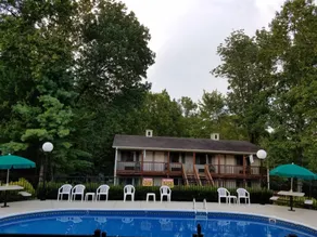 Timber Pointe Resort - Pool