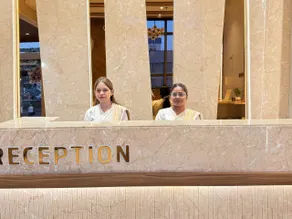 The SRM Crystal  - Lobby