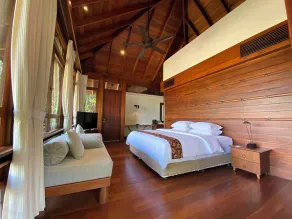 Saujana Private Villas - Room