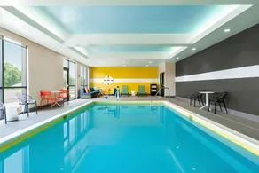 Tru By Hilton Easton, PA - Piscina