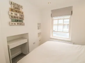 11A Church Street - Habitación