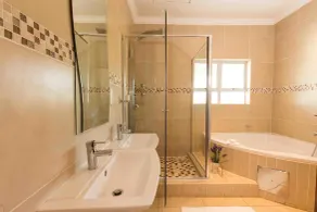 The Studio Guest House - Bathroom