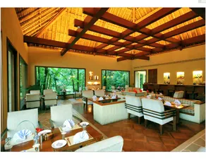 Vedic Village Spa Resort Kolkata - Restaurante