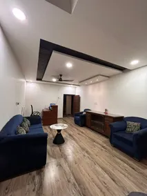 5th Avenue - Living area