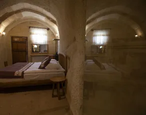 Narcissos Cave - Habitación