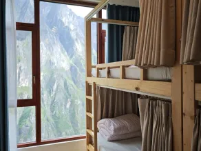 Tiger Leaping Half Way Guest House - Vue de la chambre