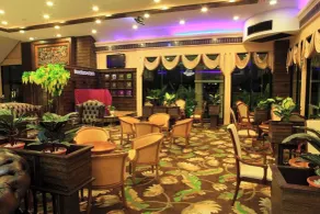 Ruean Phae Royal Park Hotel - Restaurant