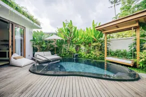 Uma Kalai - Room