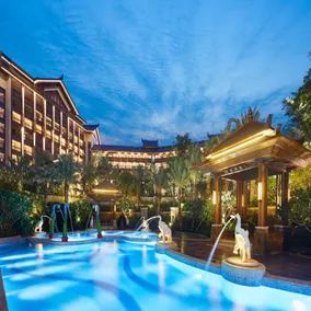 Wanda Realm Resort Nanning - Pool