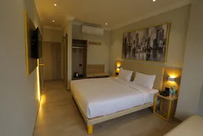 Hotel City Express By Downtown Udaipur - Zimmer