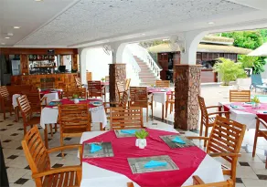 Le Relax Hotel and Restaurant - Restaurant