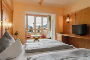 Das Traditionshotel Schwarzer Adler - Room