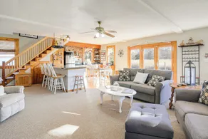 Riverfront Kingston Cottage w/ Deck, 2 Mi to Beach - Interior