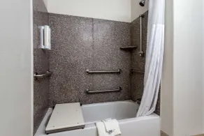 Clarion Pointe Sulphur - Lake Charles - Chambre