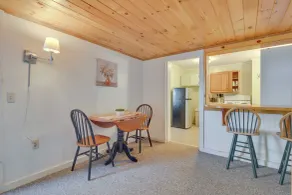 Lakefront Oakland Vacation Rental w/ Dock + Views! - Innvendig