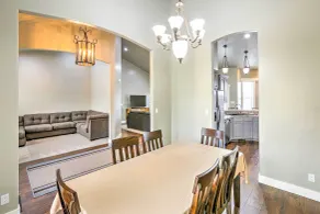 Elegant Smithfield Home w/ Views - 6 Mi to Usu! - Innenbereich