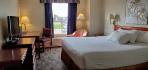 Travelodge by Wyndham Stony Plain - Room