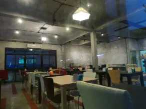 The Icon Service Apartment - Restaurante