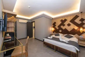 Fly And Stay Airport Hotel - Chambre