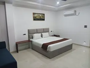 Hotel RKD Inn - Chambre