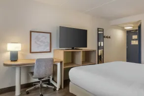 Spark by Hilton Atlanta Airport South College Park - Chambre