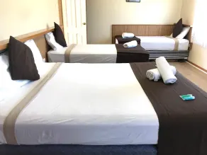 Angel's Rest Motel - Room
